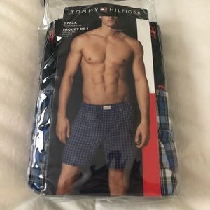 Tommy Hilfiger woven boxers